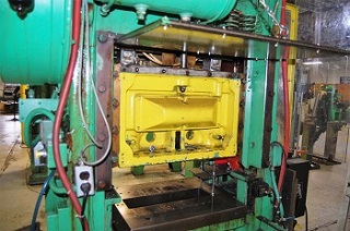 30 Ton MINSTER #P2-30-24 PIECE MAKER HIGH SPEED PRESS