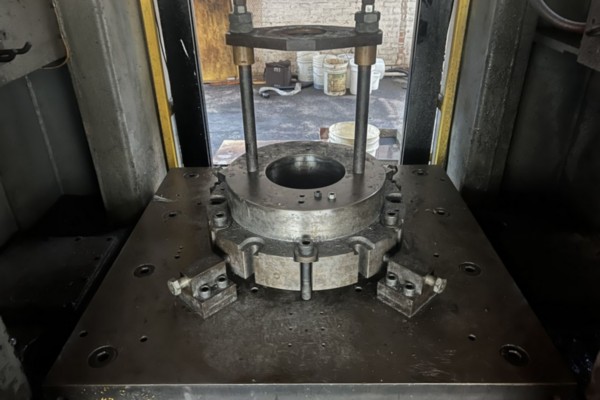 400 TON BLISS/MINSTER SL1-400-48 X 42 STRAIGHT SIDE LINK DRIVE PRESS