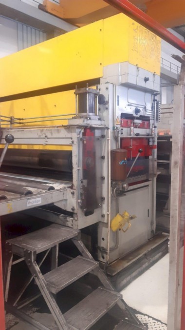 2050mm x 8mm x 35 Ton VAI Cut to Length Line with Rotary Shear (2003)