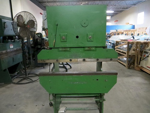 CHICAGO DREIS & KRUMP 131 MECHANCIAL PRESS BRAKE