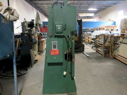 CHICAGO #135 MACHANICAL PRESS BRAKE