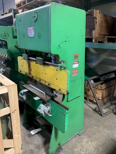 CHICAGO DREIS & KRUMP #135 MECHANICAL PRESS BRAKE