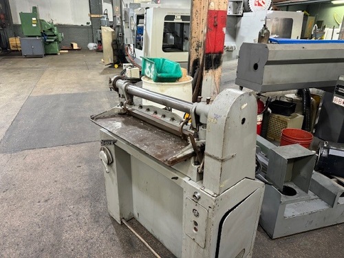 24 X 16 GA. VARI-O-SPEED DIACRO MODEL#24 POWER SHEAR