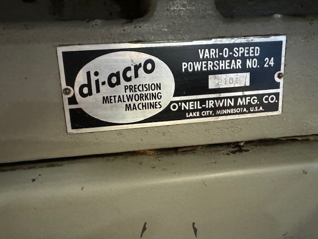 24 X 16 GA. VARI-O-SPEED DIACRO MODEL#24 POWER SHEAR