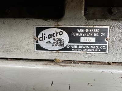 24 X 16 GA. VARI-O-SPEED DIACRO MODEL#24 POWER SHEAR