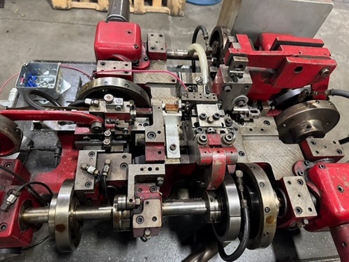 NILSON #700, 4-SLIDE WIRE FORMING MACHINE