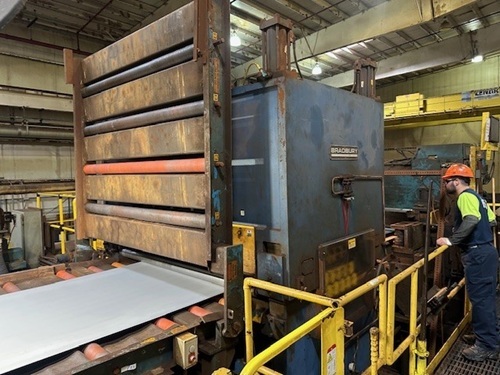 72 x .250 BRADBURY 11 ROLL, 4HI AUTO-SELECTIVE PULL-THRU LEVELER