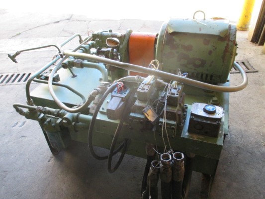 3 FENN MODEL #30-3 HYDRAULIC TUBE END FORMING MACHINE